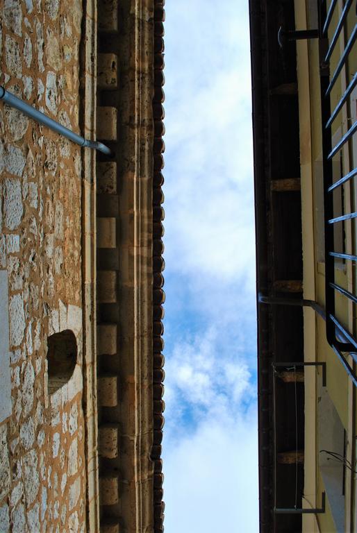 Apartamento Tras Catedral تيرويل المظهر الخارجي الصورة